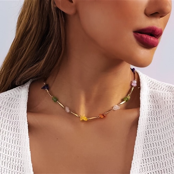 ⚜️𝟯𝟬%𝗢𝗙𝗙 𝗯𝘂𝗻𝗱𝗹𝗲𝘀 𝟯+⚜️ NEW Colorful Stone Necklace - Picture 5 of 9